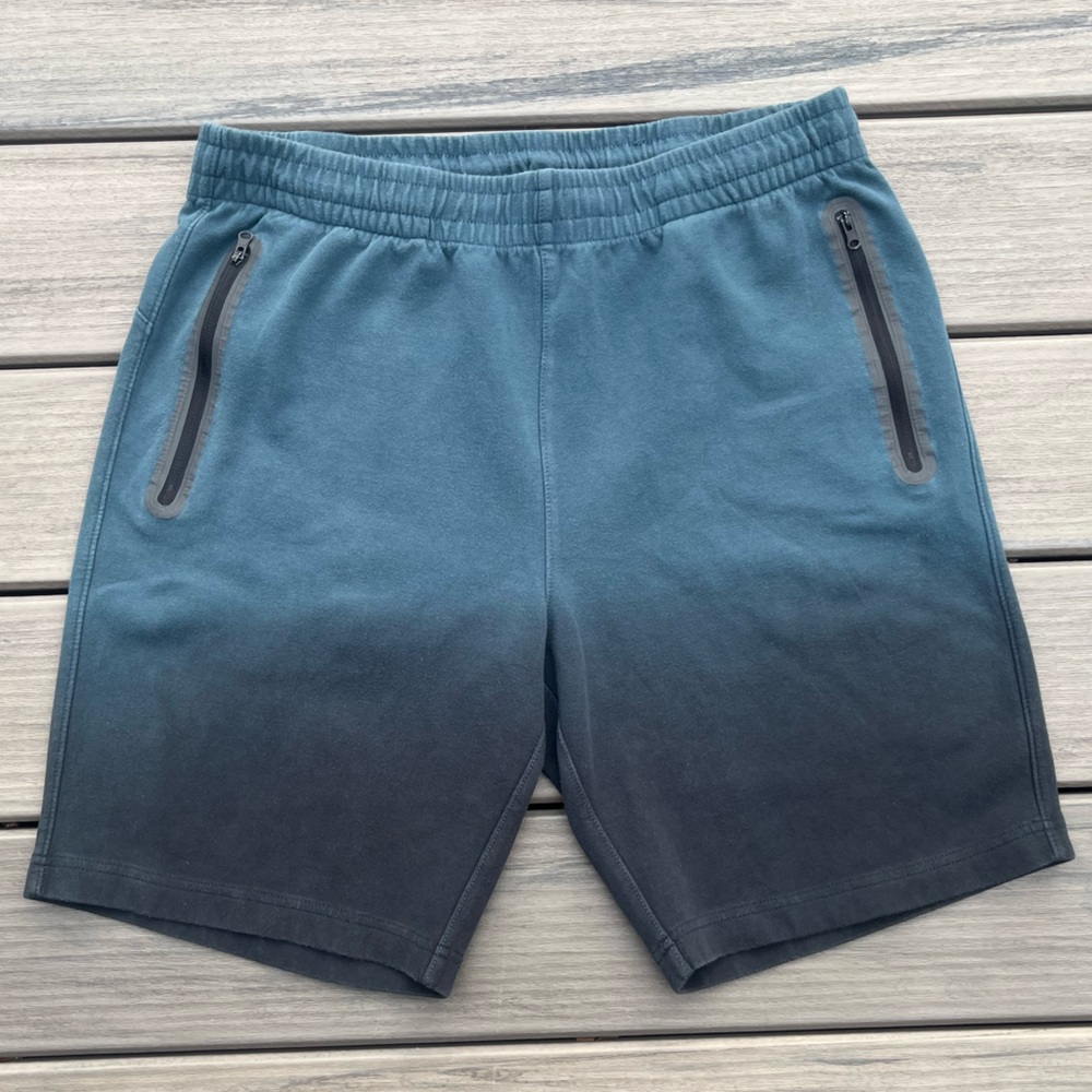 Y2K; Old Navy; Above Knee; Blue/Black; Dynamic Fleece; Athletic Shorts; Medium